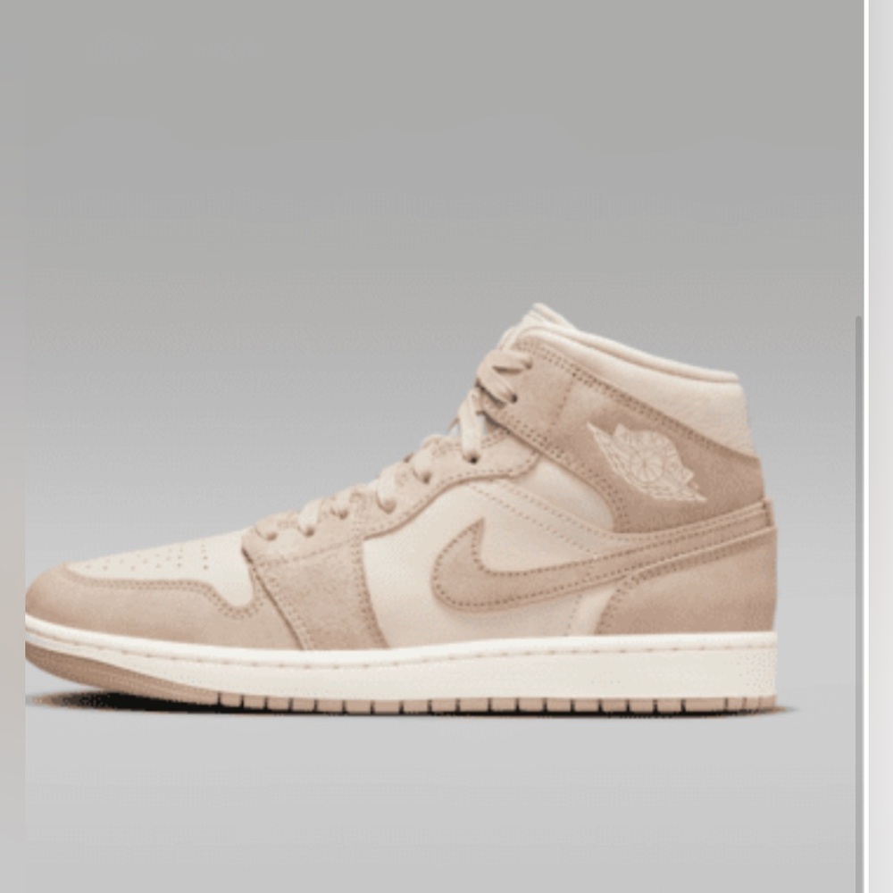 Women’s Air Jordan 1 Mid SE in Legend Light Brown/Sail/Legend Medium Brown